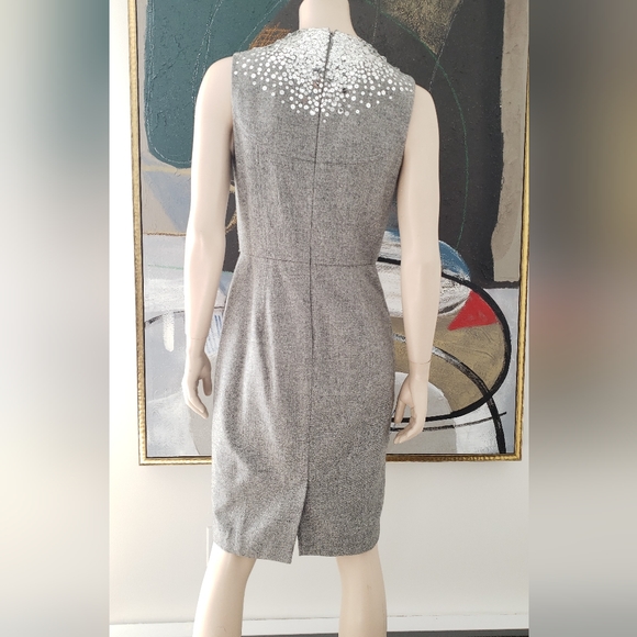 🎈Host Pick🎈Vera Wang | Sheath Dress with Sequin Details - Picture 3 of 10